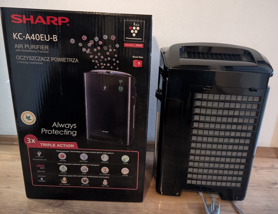 Oczyszczacz powietrza SHARP KC-A40EU-B bardzo mało używany