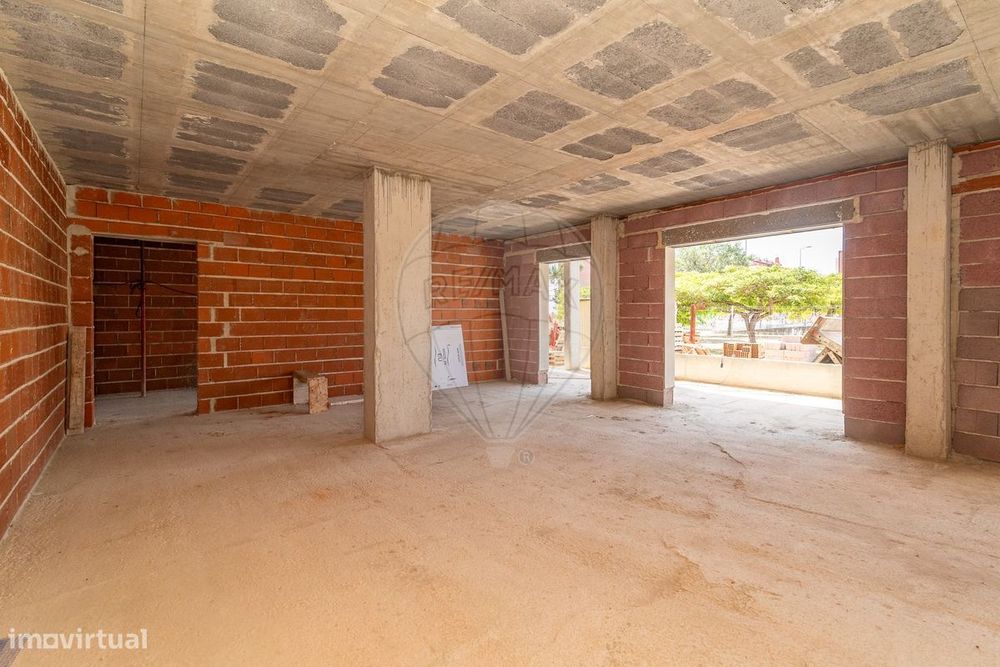 Apartamento T4 para venda