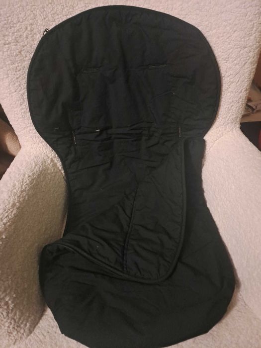 Мішок у дитячий візочок.