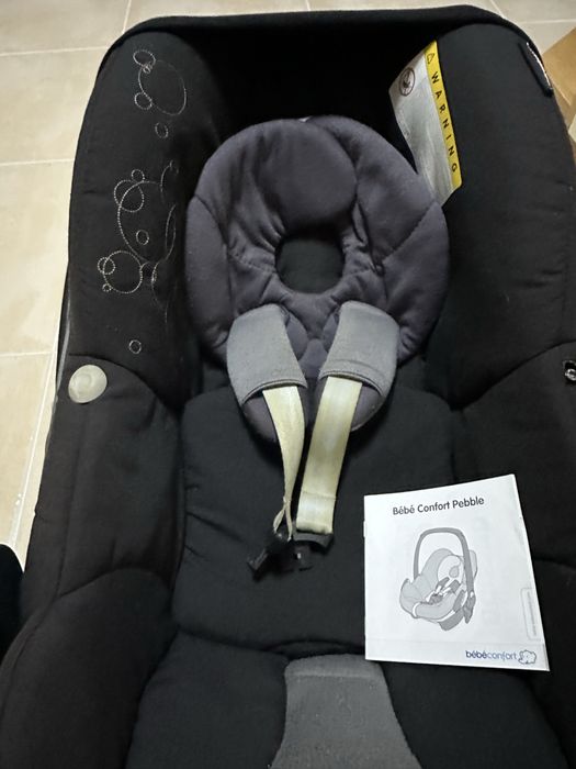 Cadeira auto ovo bebé Confort Pebble + saco cama