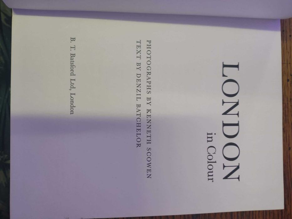 Livro London in Color by Kenneth Scowen and Denzil Batche Rare 1964 Edition