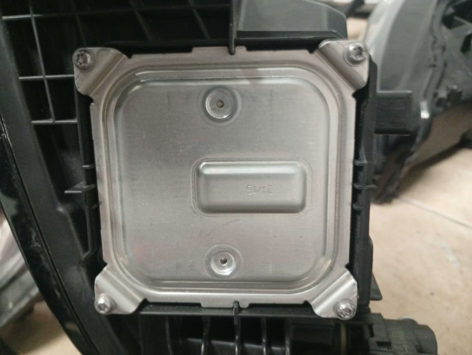 farol drt full led renault megane v e-tech