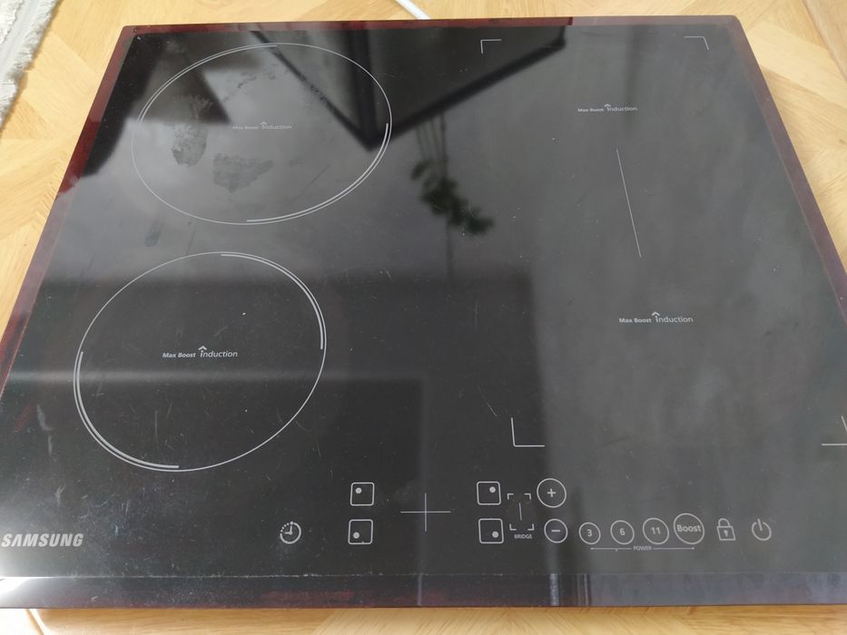 Індукційна плита Samsung