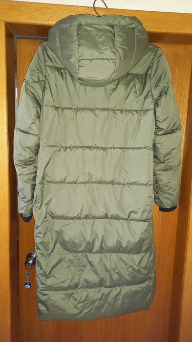 Жіноча довга куртка польської фірми HOUSE BRAND.