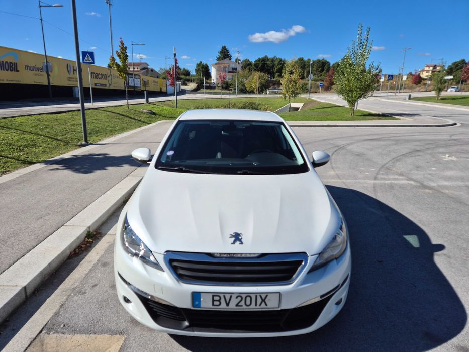 Peugeot 308 1.2 110cv