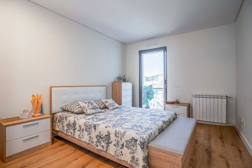 Apartamento T2 Semi-novo Caldas da Rainha