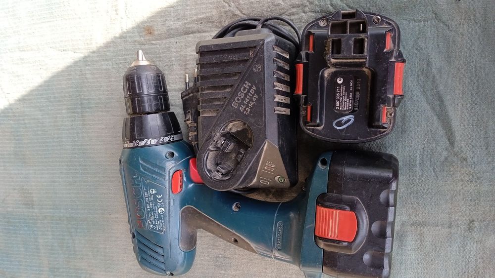 Шуруповерт BOSCH GSR 14,4-2  Professional і зарядне