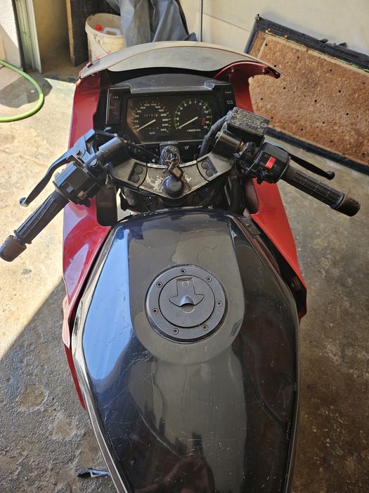Kawasaki GPX600 R