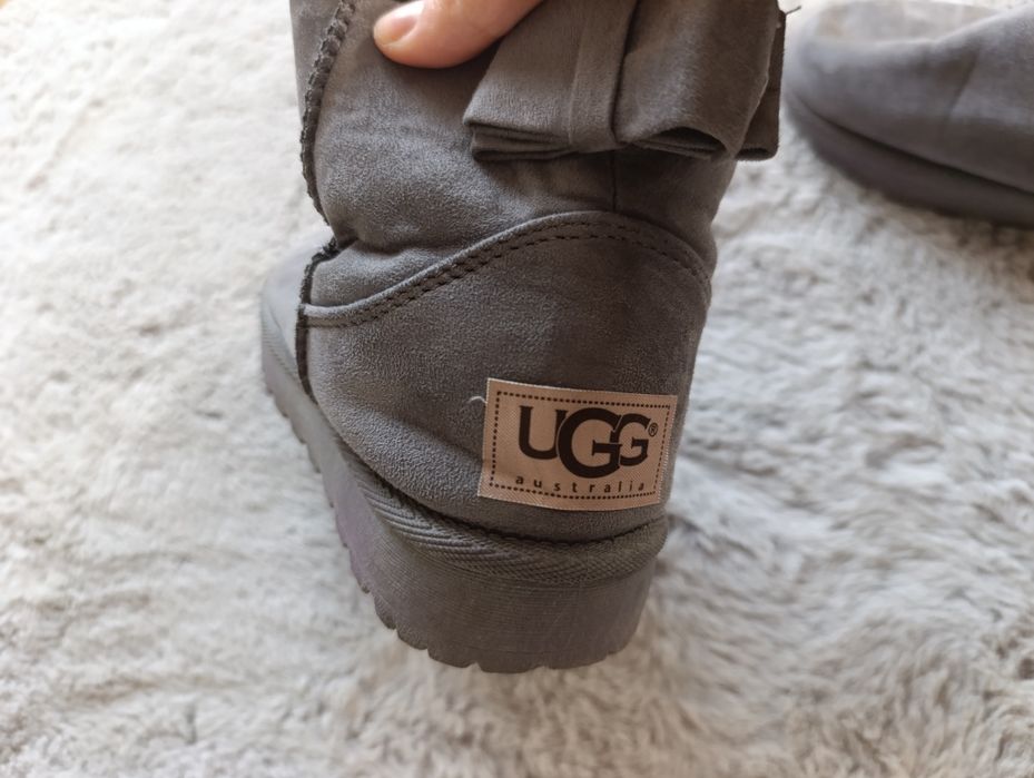 Buty zimowe śniegowce ugg australia futerko ciepłe