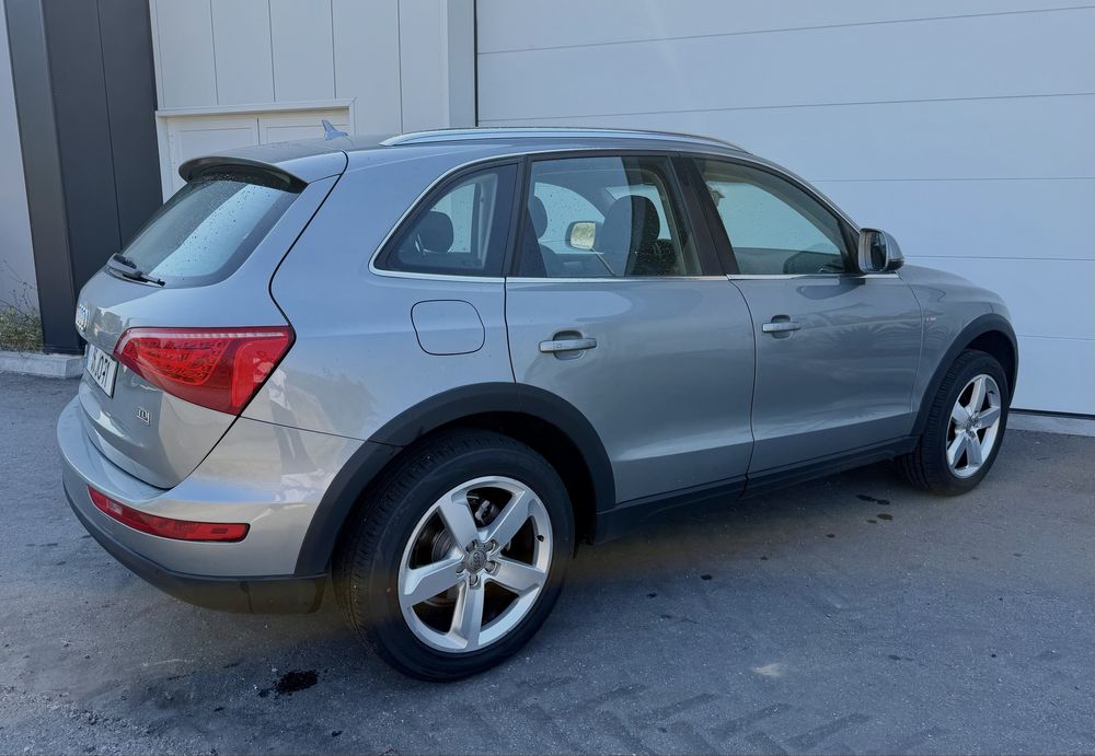 Audi Q5 2.0 tdi s-tronic