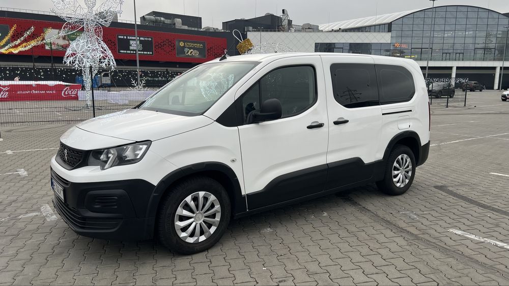 Пежо рифтер . Партнер