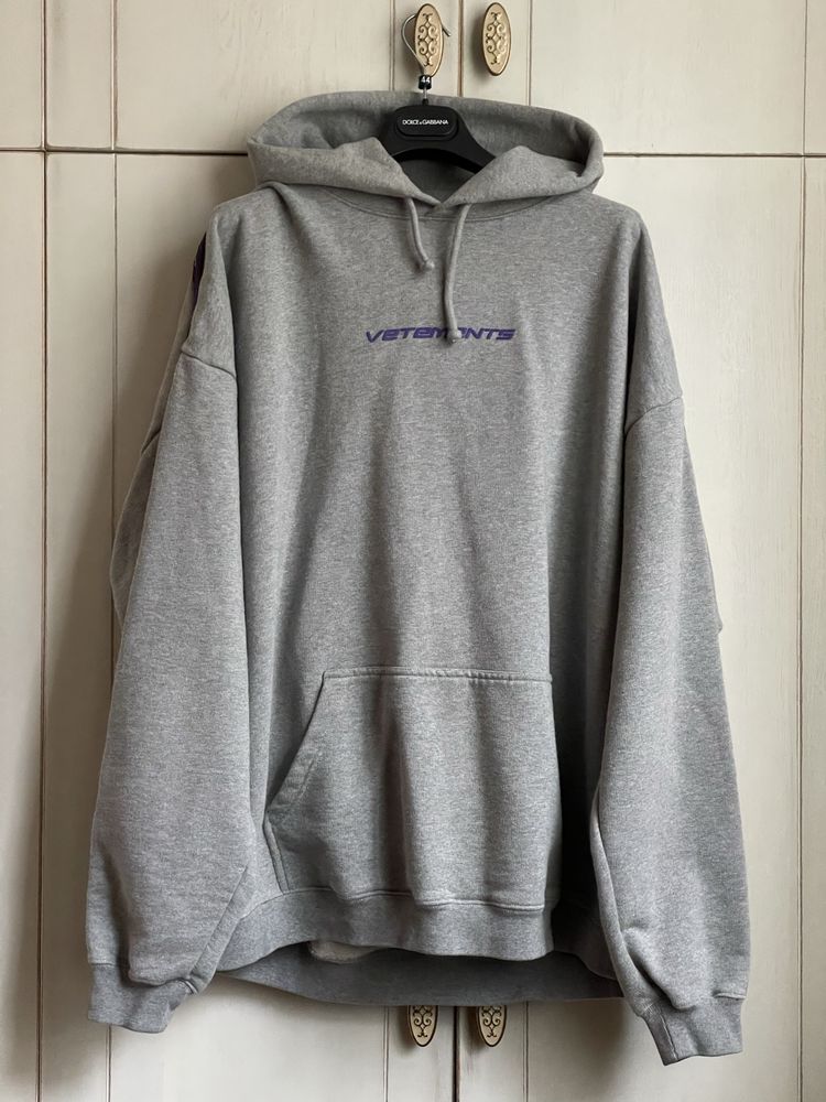 Vetements hoodie original hotsell