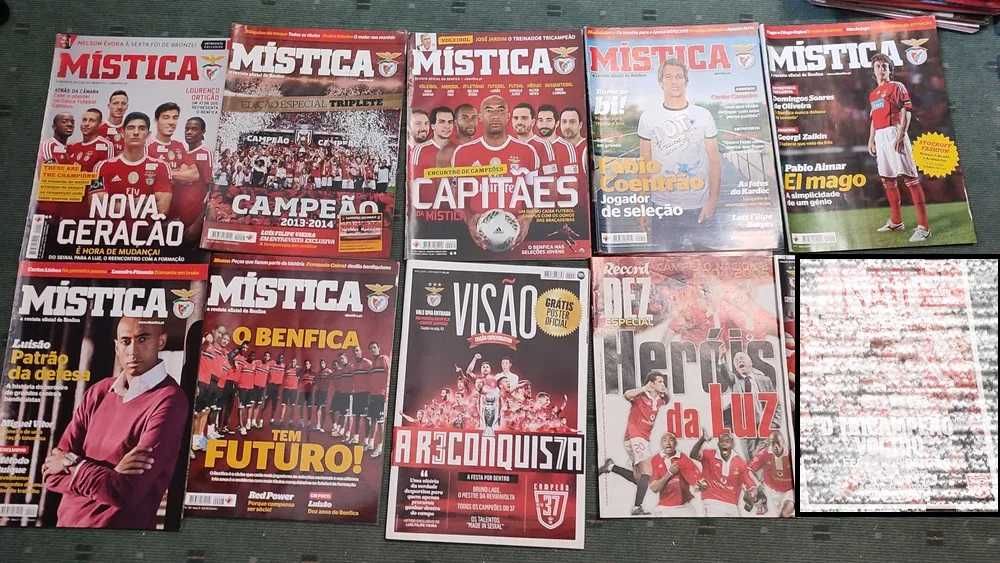Lote 40 Revistas e jornais sobre S. L. Benfica