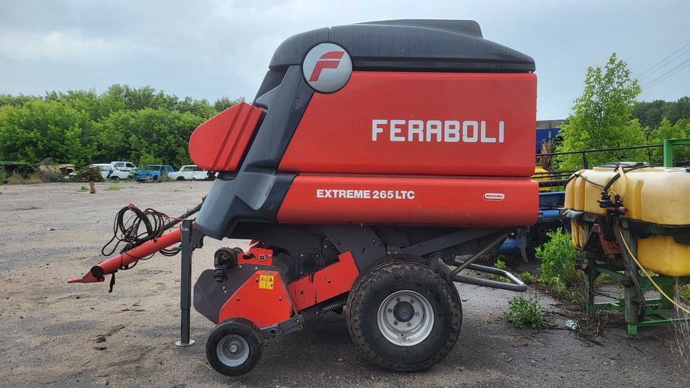 Рулонний прес-підбирач Feraboli Extreme 265 LTC
