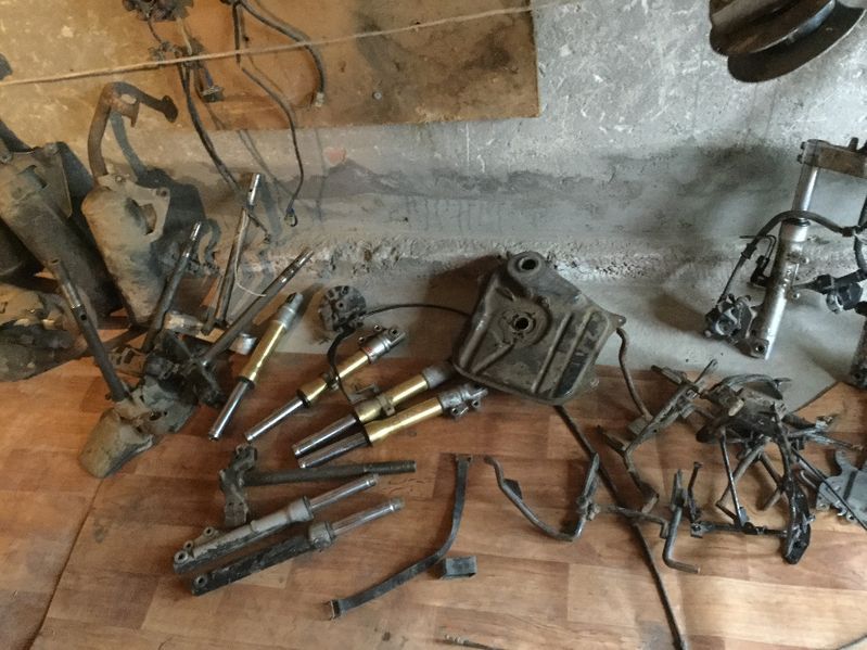 Пластик на  Suzuki zz inch up Sport( lets 1 2 3 4 address 110)