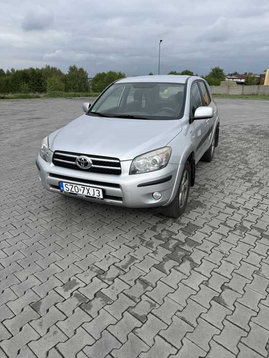 Toyota rav4 2.2 d klima  4x4