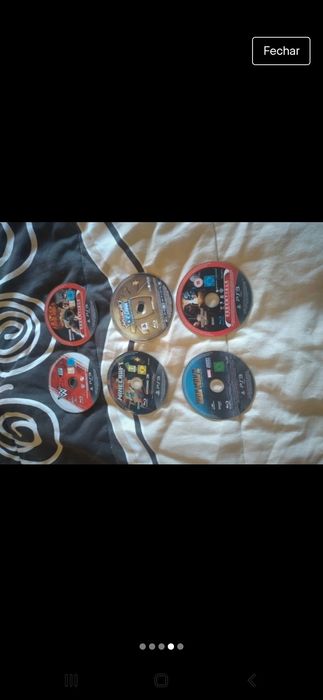 Vendo PS3 em muito bom estado com 13 jogos+televisão com comando64739681484545124