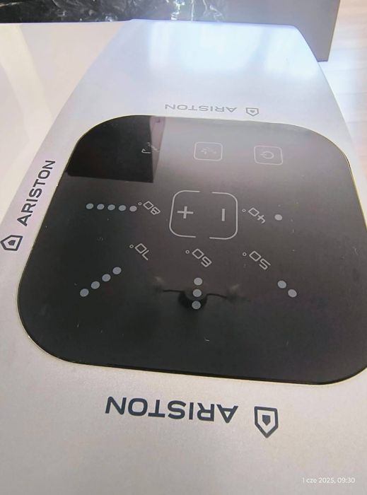Elektryczny podgrzewacz wody Ariston 45 litrów