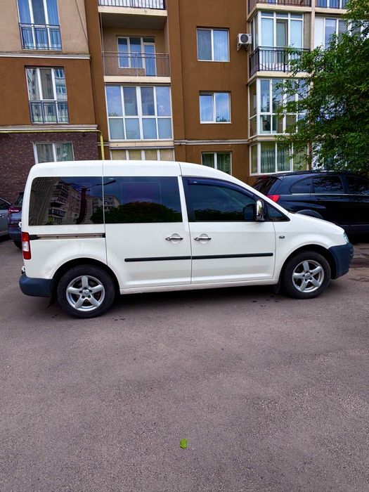 Volkswagen Caddy 1,9 дизель в хорошому стані