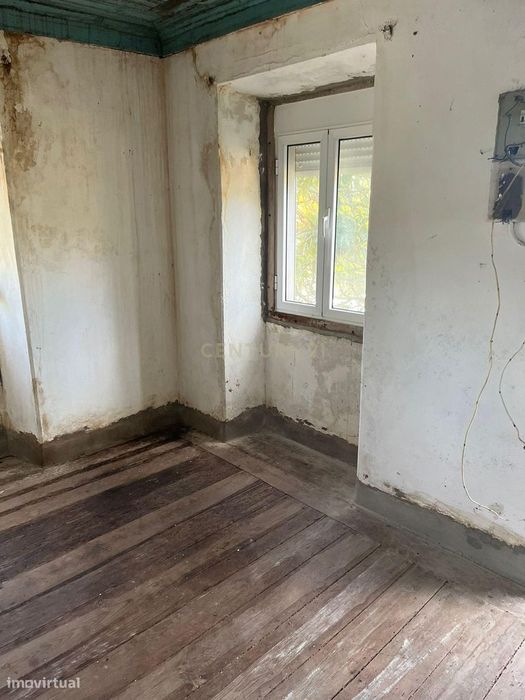 Moradia para Restaurar | Centro de Alvaiázere | Leiria