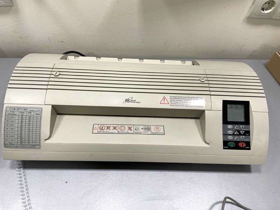 ПРОДАМ 12000 гр Ламинатор конвертный профессиональный  Royal Sovereign