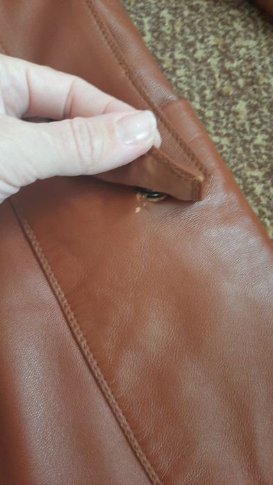 Зимове жіноче пальто з натуральної шкіри 44-46 розмір.