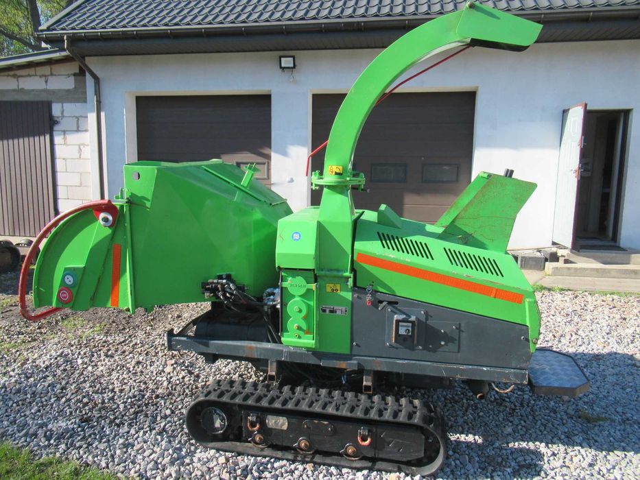 Rębak Jensen A540 na gąsienicach, forst timberwolf