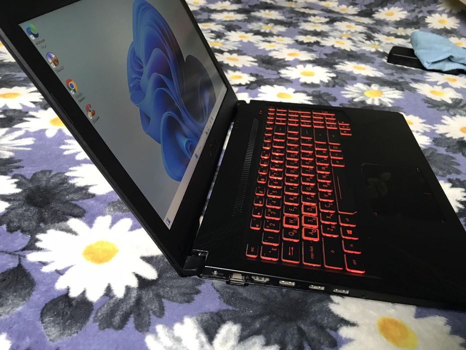 Ігровий Asus TUF Gaming Carbon
