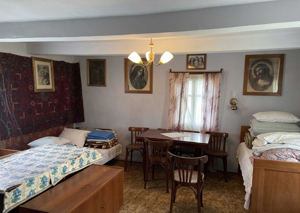 Продаж будинку с. Кізлів Львівська область -35 км від Львова, 5 хв їзди до м.Буськ (10 000$.).