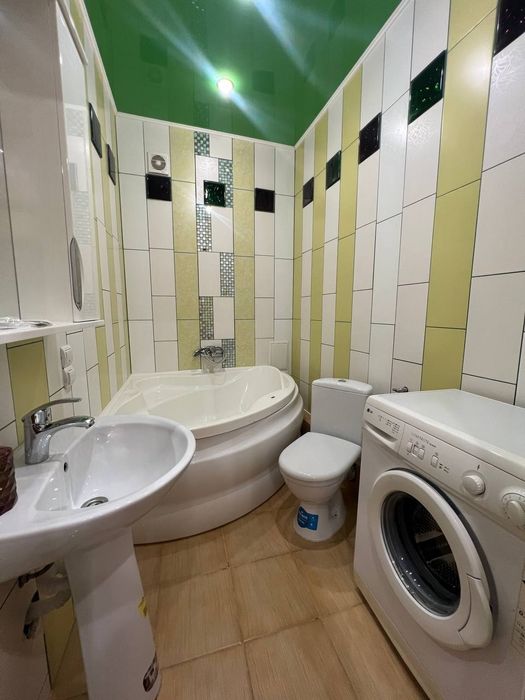 Посуточно,  почасово 650 Автовокзал