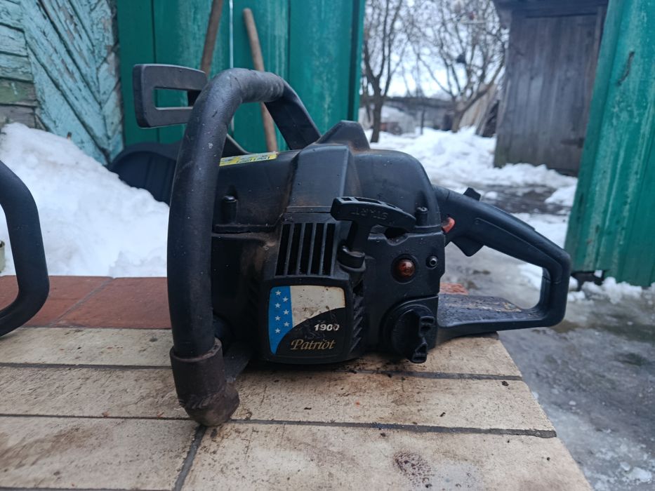 Продам бензопилу партнер 350