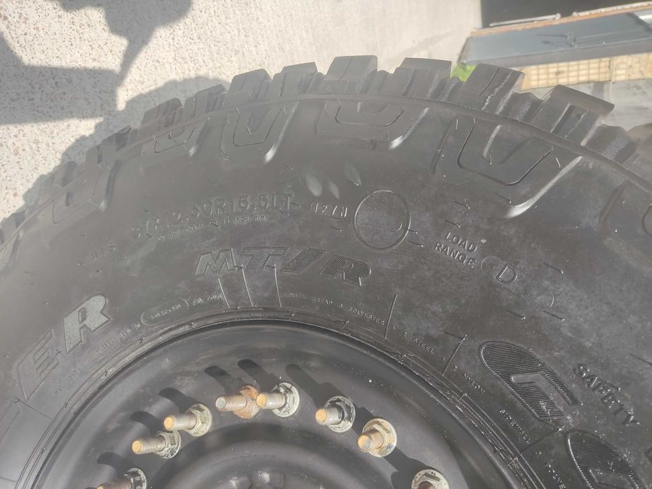Шина 37x12.50R16.5 Goodyear Wrangler MT/R 133N з RunFat в зборі Хаммер