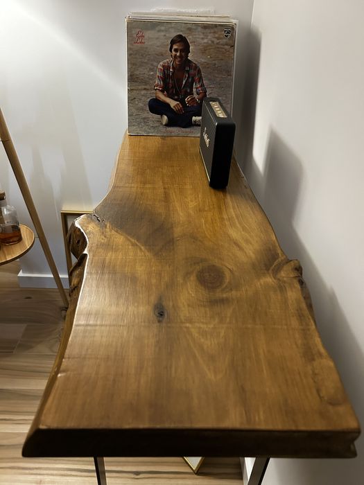 Aparador - peça feita à mão - 120X30/35