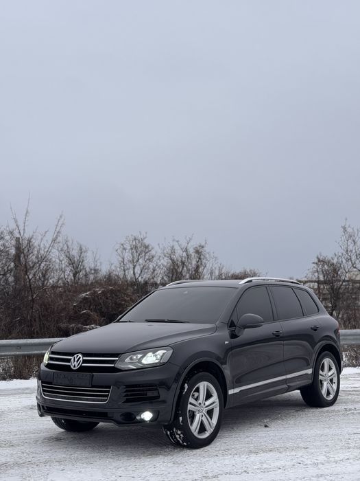 Продам Volkswagen Touareg 2013 3.0 дизель