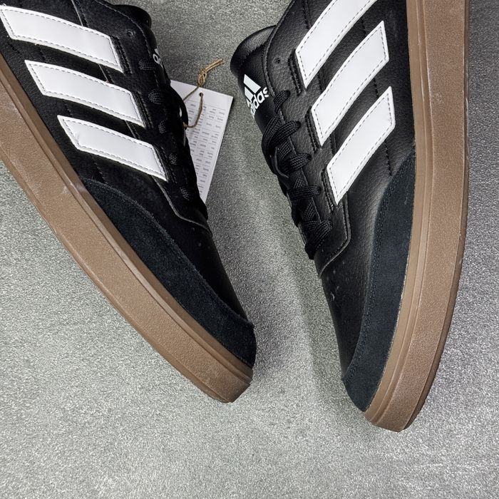 44р.ОРИГІНАЛ 100% Чорні кросівки адідас Adidas Courtblock  IE0906