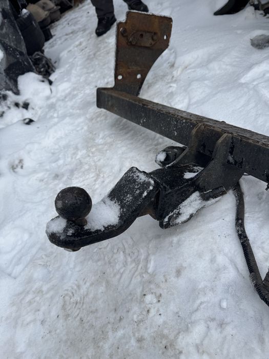 Фаркоп прицепное Mitsubishi L200 л200 пикап фаркоп