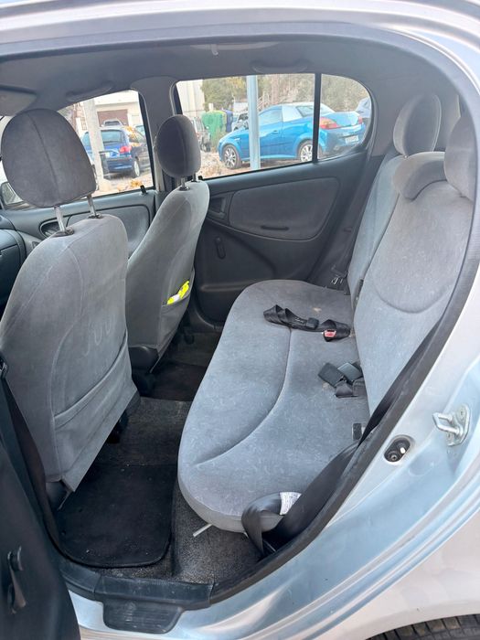 Toyota Yaris 2000, bom estado — photo 4