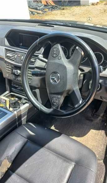 Mercedes E220 - Venda a peças