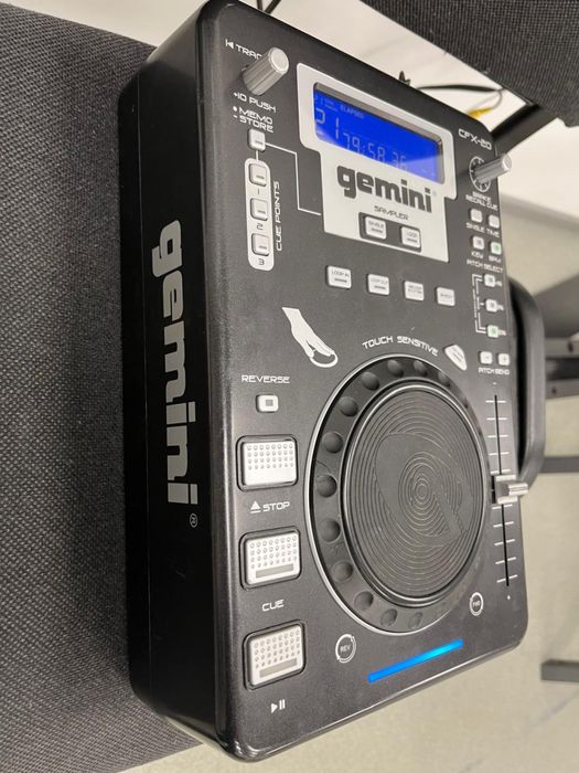 DJ-програвач Gemini CFX-20