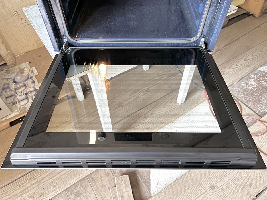 Духовка Samsung DualCook (Малайзія)