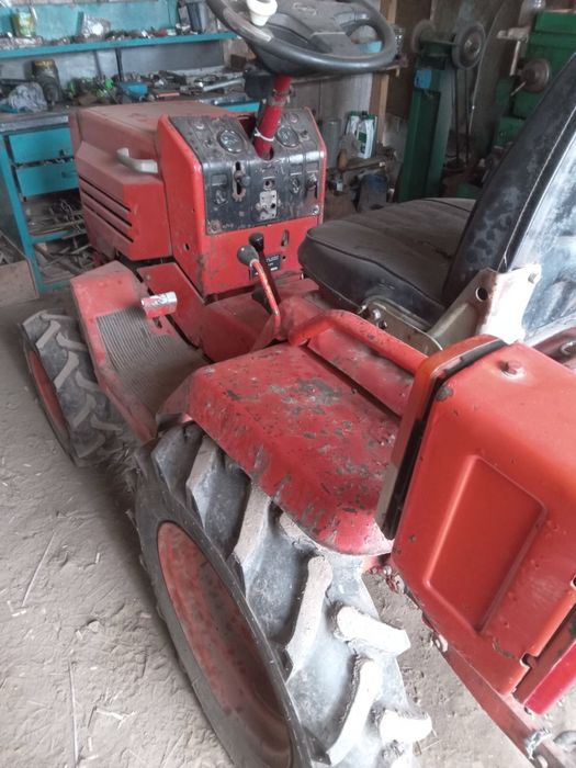 Продам хтз т 012