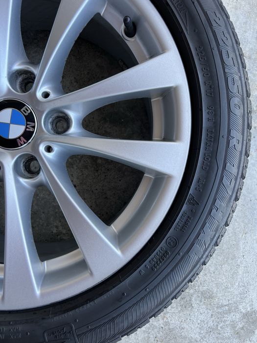 Orginale feligi  BMW z oponami zimowymi 4 szt 225/50R17