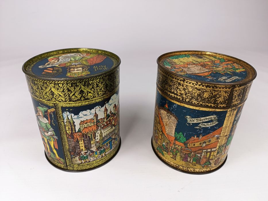 Para kolekcjonerskich puszek Otto Schmidt, vintage