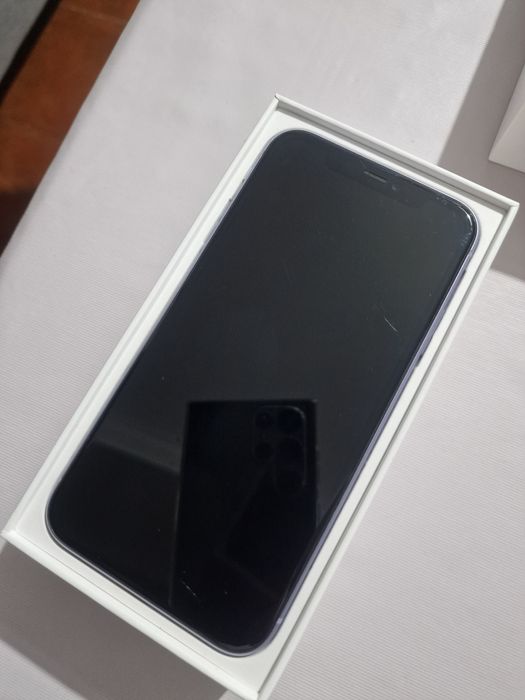 Iphone 11 64gb em excelente estado