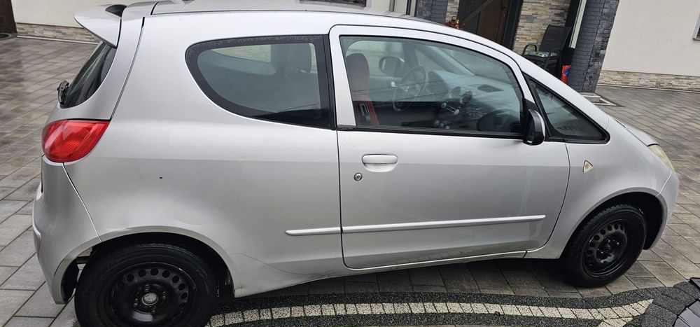 Mitsubishi colt  tylni zderzak lampy zderzak