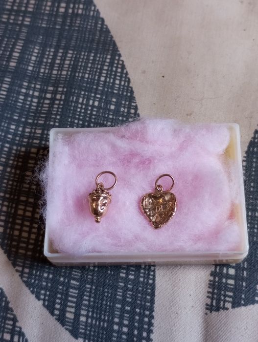 Dois pêndulos em ouro