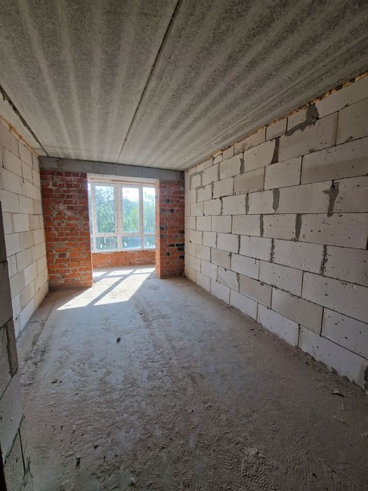 1к Квартира +гараж під квартирою!