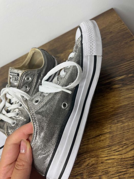 Srebrne metaliczne buty sportowe trampki tenisówki Converse 37,5