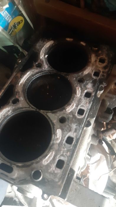 Двигун на шкоду фабія 1.2awy 6v під ремонт