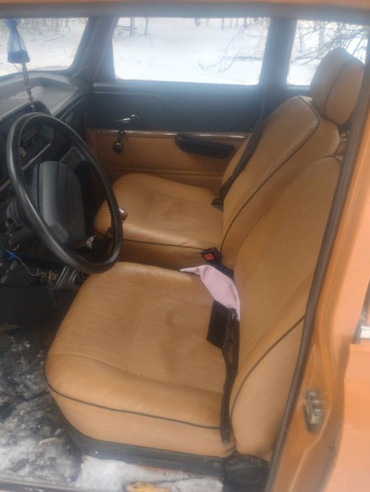 Авто Москвич 2140